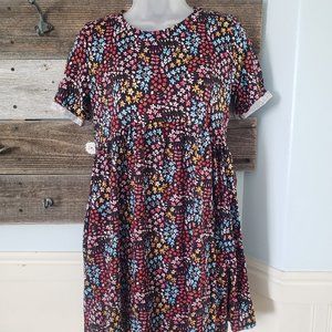 NWOT Celeste Clusters of Flowers Dress in Black Sizes S/1X